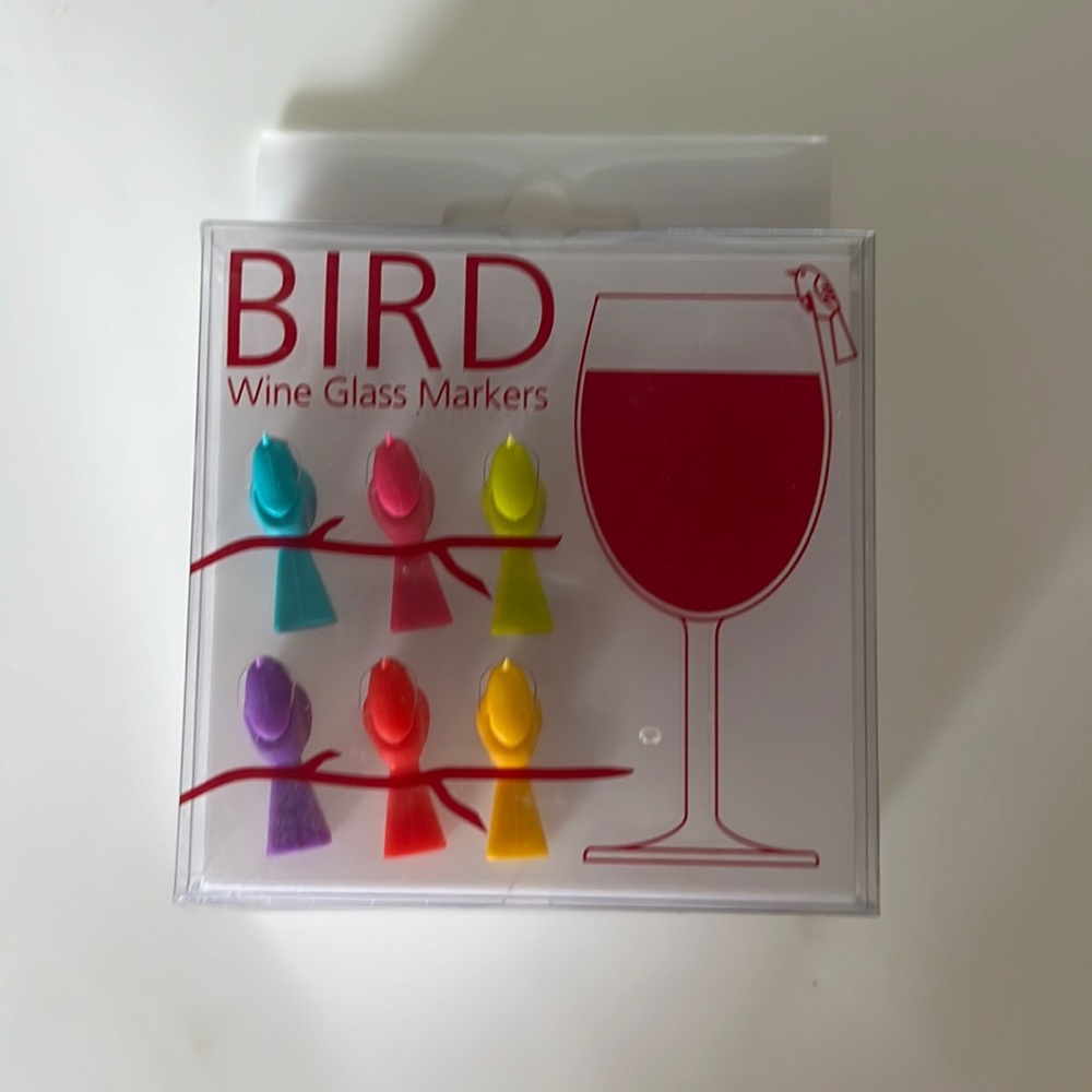 Crate and barrel bird wine glass markers brand new